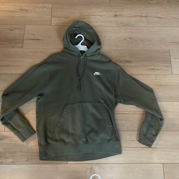 Nike Other - The Nike hoodie Medium (dark green)